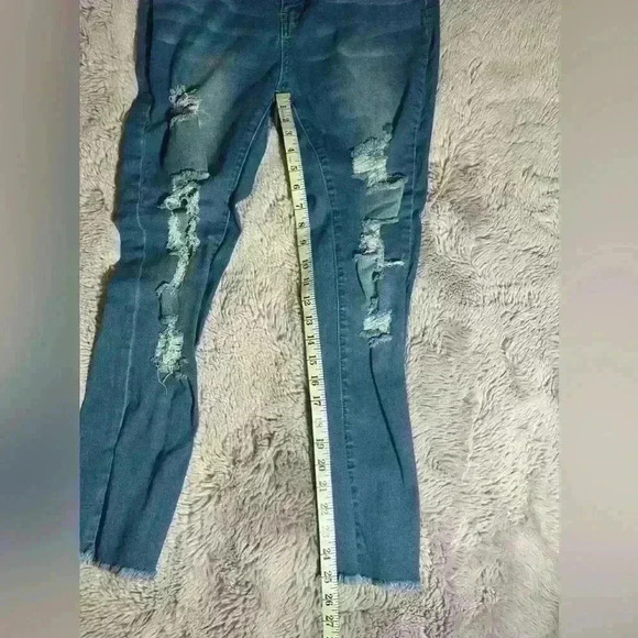 Fashion Nova 13 Youth Distressed Jeans - Picture 8 of 8
